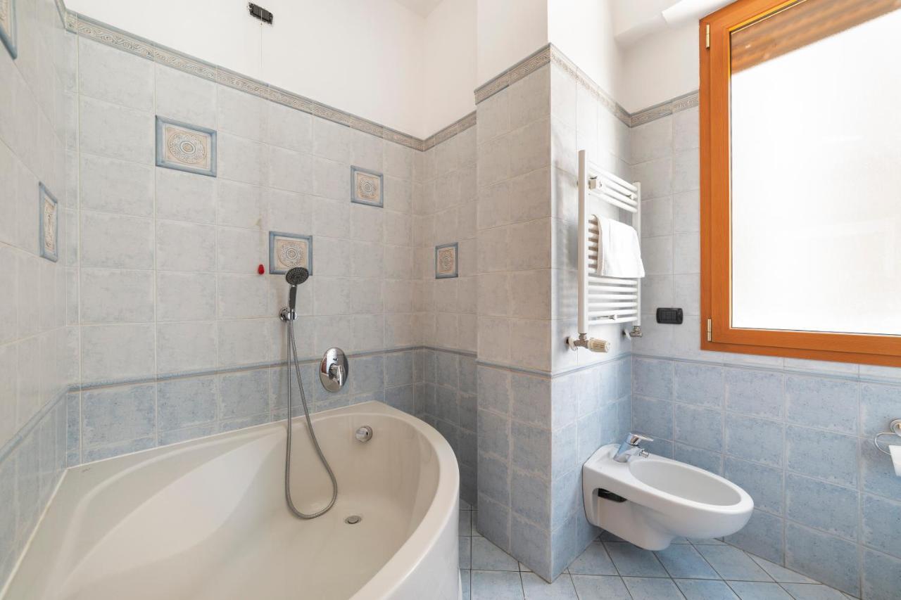 Cenisio M5 Lovely Apartment - With Balcony! Μιλάνο Εξωτερικό φωτογραφία