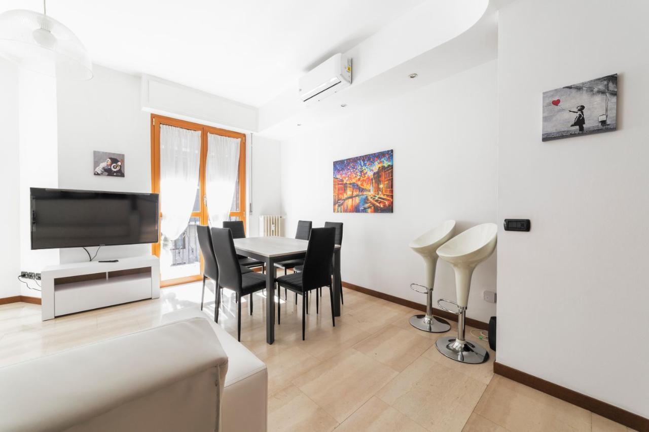 Cenisio M5 Lovely Apartment - With Balcony! Μιλάνο Εξωτερικό φωτογραφία