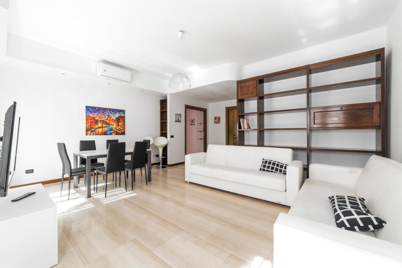 Cenisio M5 Lovely Apartment - With Balcony! Μιλάνο Εξωτερικό φωτογραφία